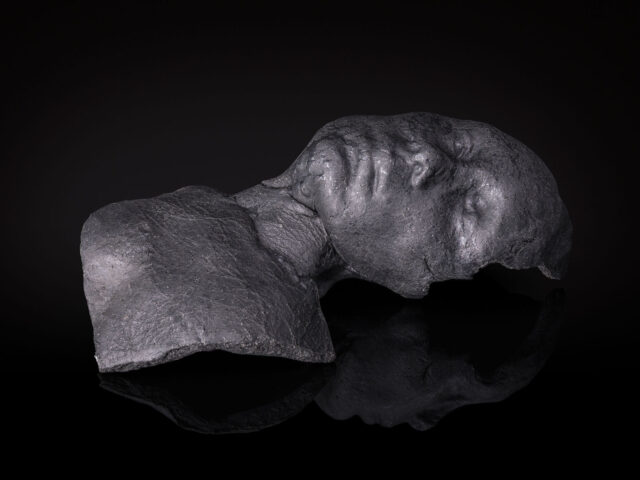 Darn o'r gyfres 'Y Gofod Rhwng...'